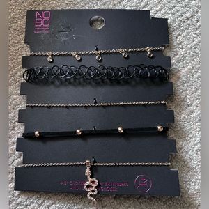 New no boundaries y2k necklace Chocker set